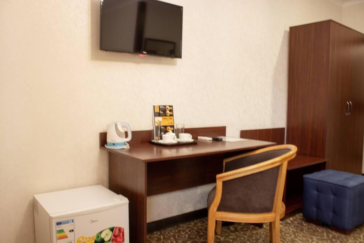 Silk Way Hotel Almaty Bagian luar foto