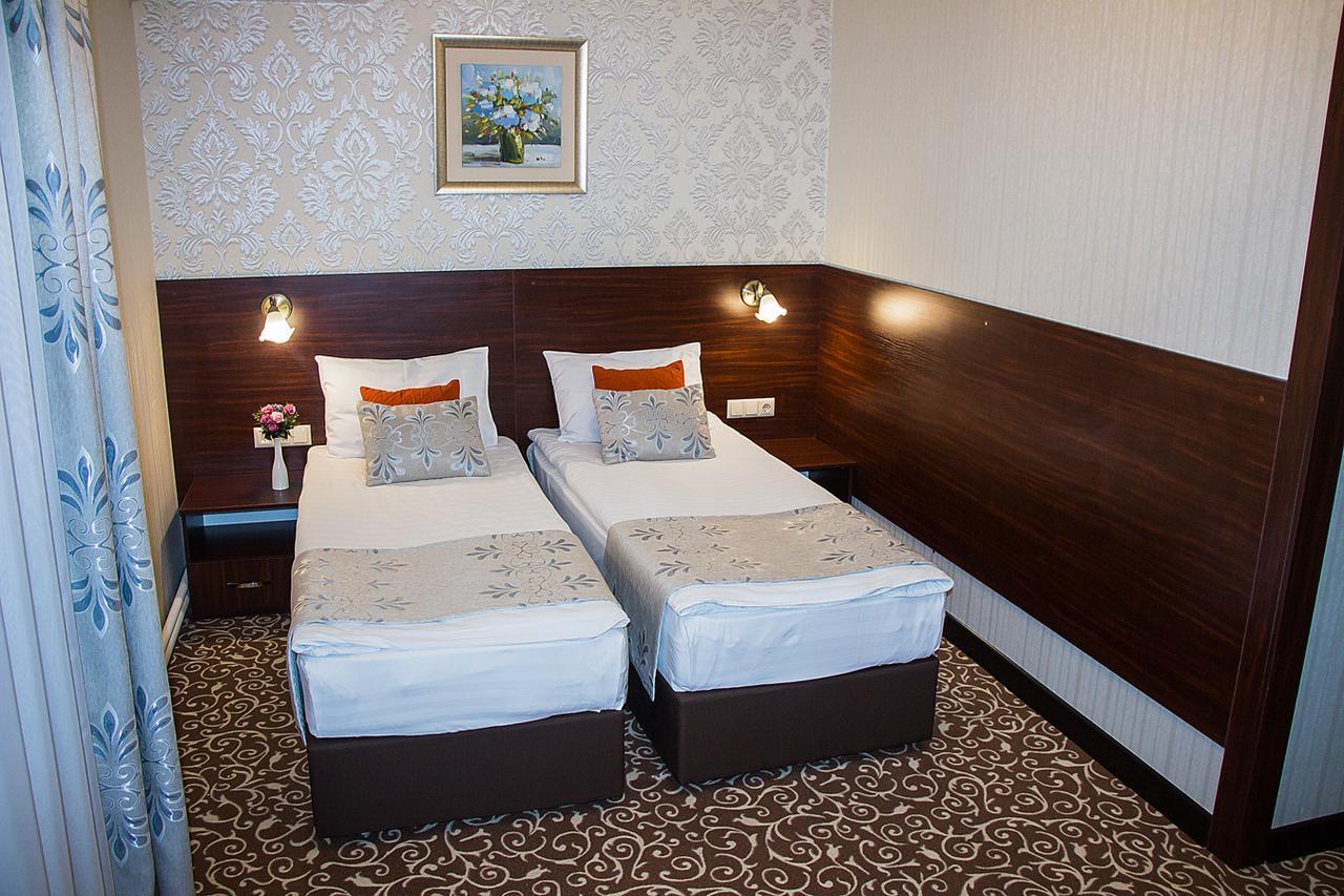 Silk Way Hotel Almaty Bagian luar foto